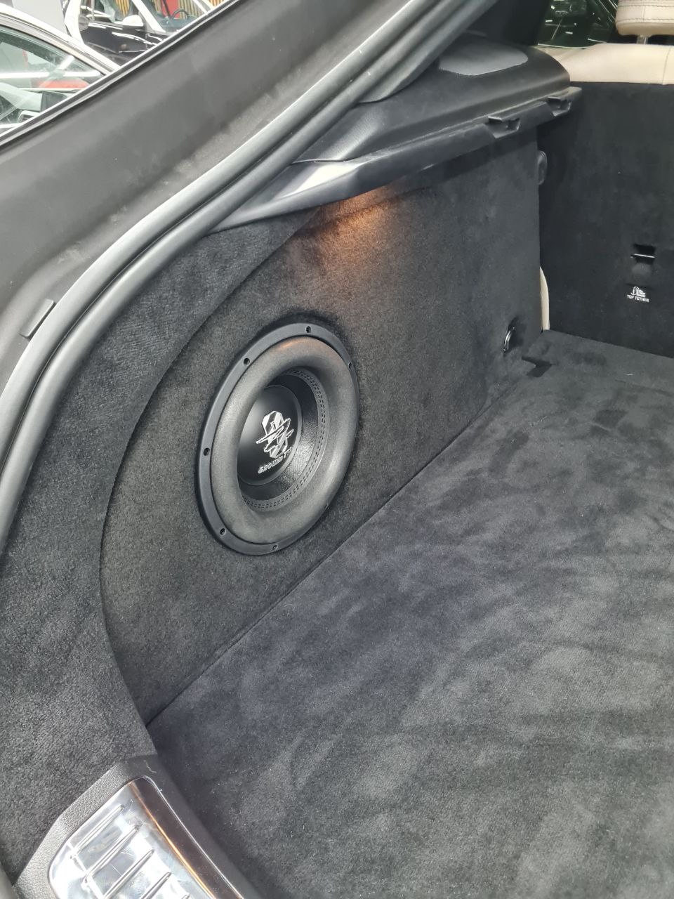 Корпус сабвуфера MB GLE Coupe — изображение 9